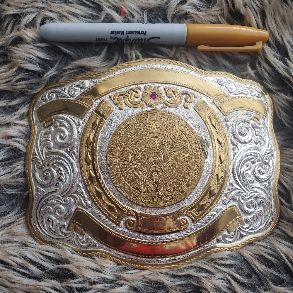 Belt buckle